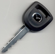 Чип ключ Mazda